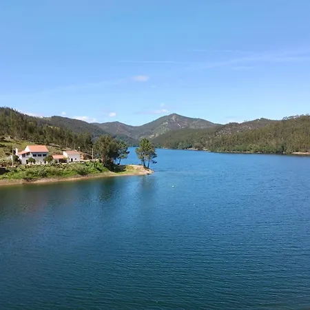 Casa Dos Passaros بيت للعطل